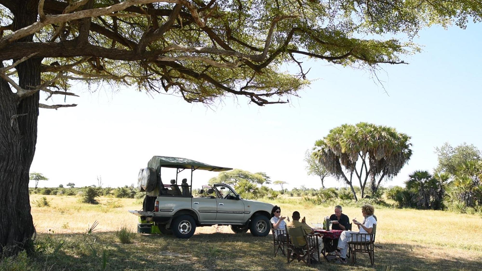 Selous River Camp Kwangwazi ภายนอก รูปภาพ