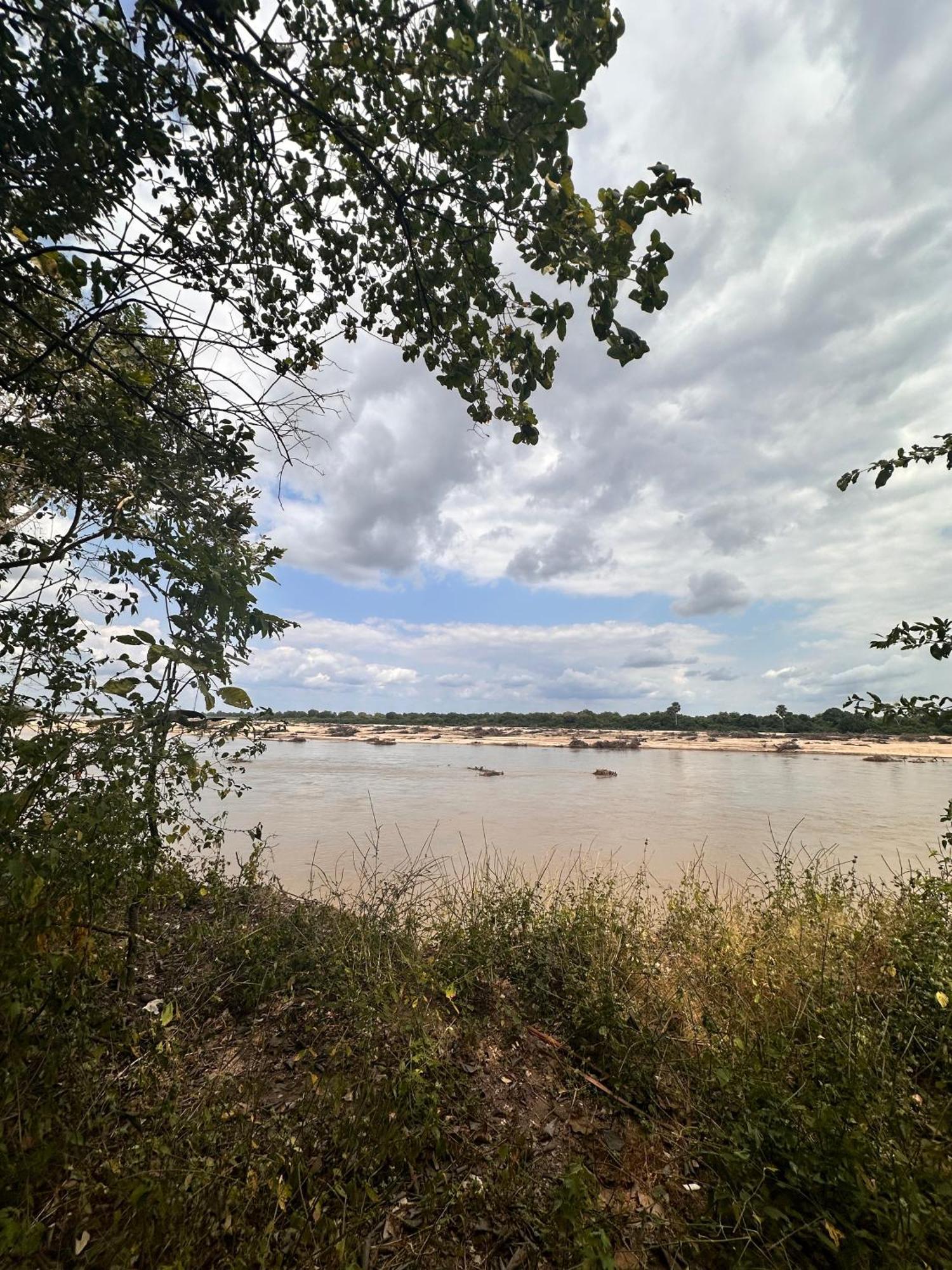 Selous River Camp Kwangwazi ภายนอก รูปภาพ