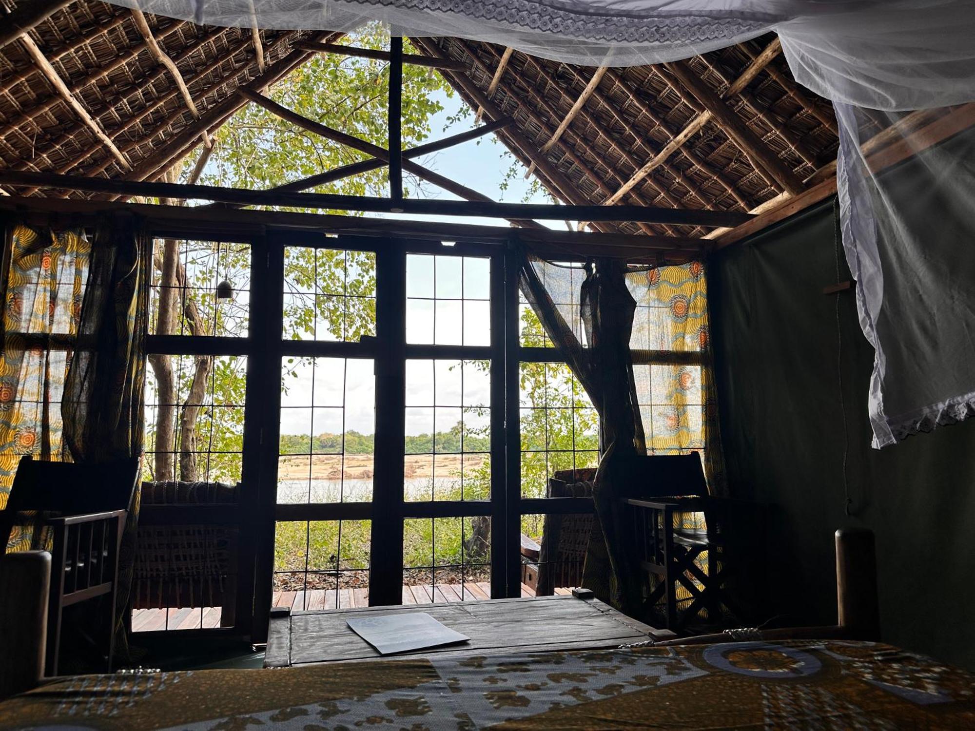 Selous River Camp Kwangwazi ภายนอก รูปภาพ