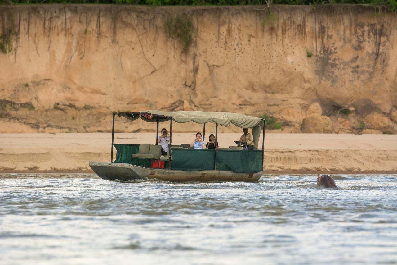 Selous River Camp Kwangwazi ภายนอก รูปภาพ