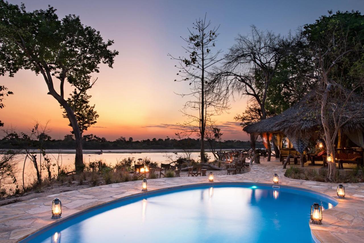 Selous River Camp Kwangwazi ภายนอก รูปภาพ