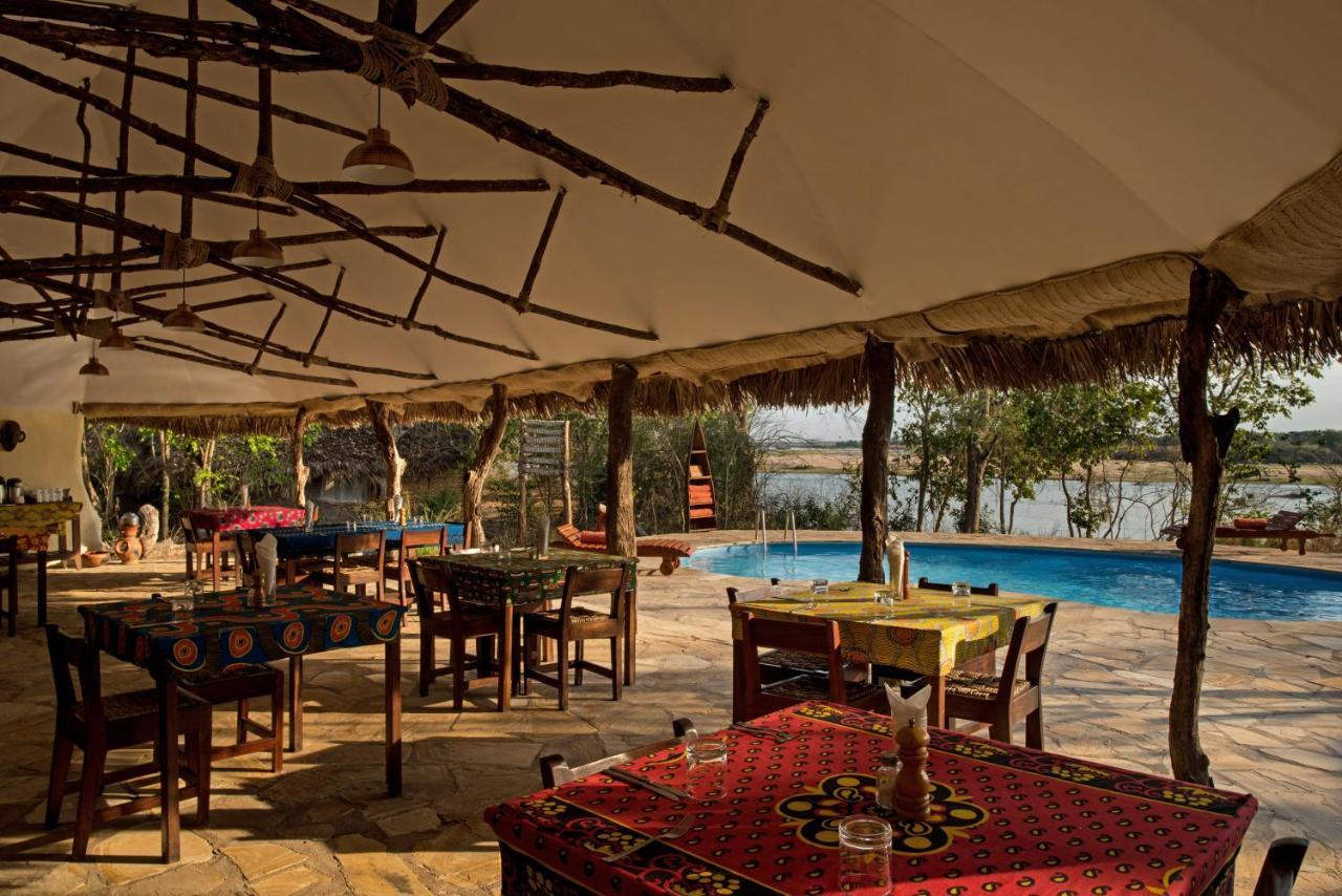 Selous River Camp Kwangwazi ภายนอก รูปภาพ