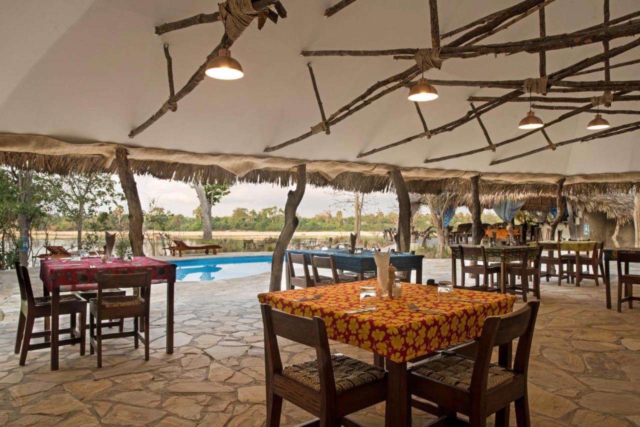 Selous River Camp Kwangwazi ภายนอก รูปภาพ